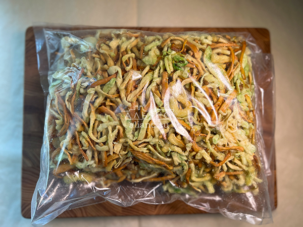 Нитка ЖАРЕНАЯ "Васаби" Oktobersnack 1 кг (сырный продукт) в Шатуре