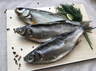 Орехи: Плотва вяленая